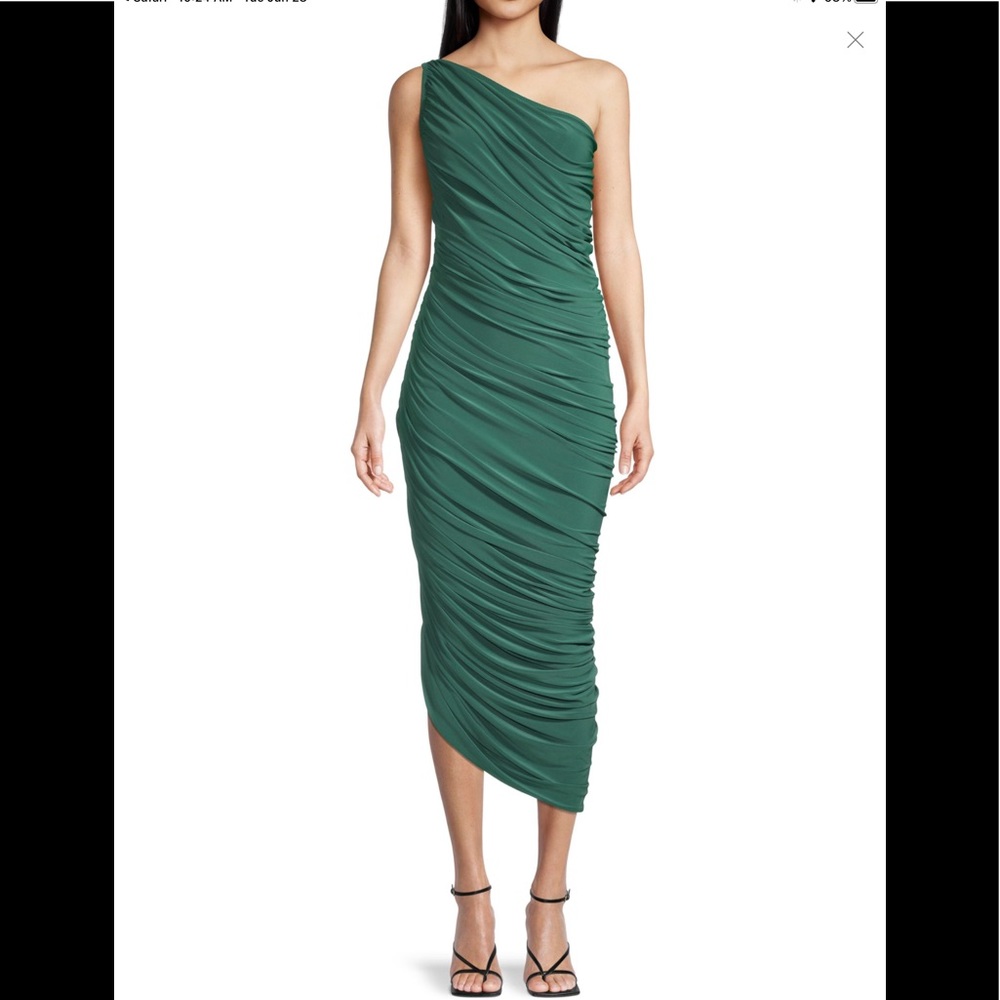 Norma Kamali Diana dress new with tags. One shoulder green rushed gown. XL